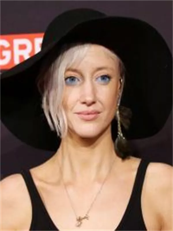 Andrea Riseborough