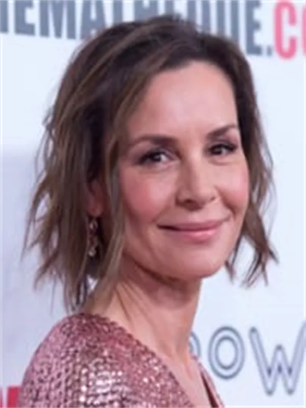 Embeth Davidtz