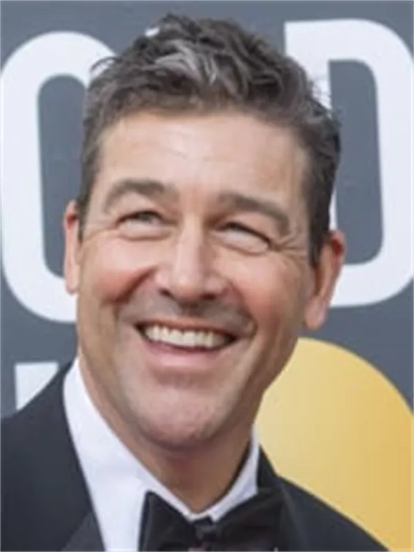 Kyle Chandler