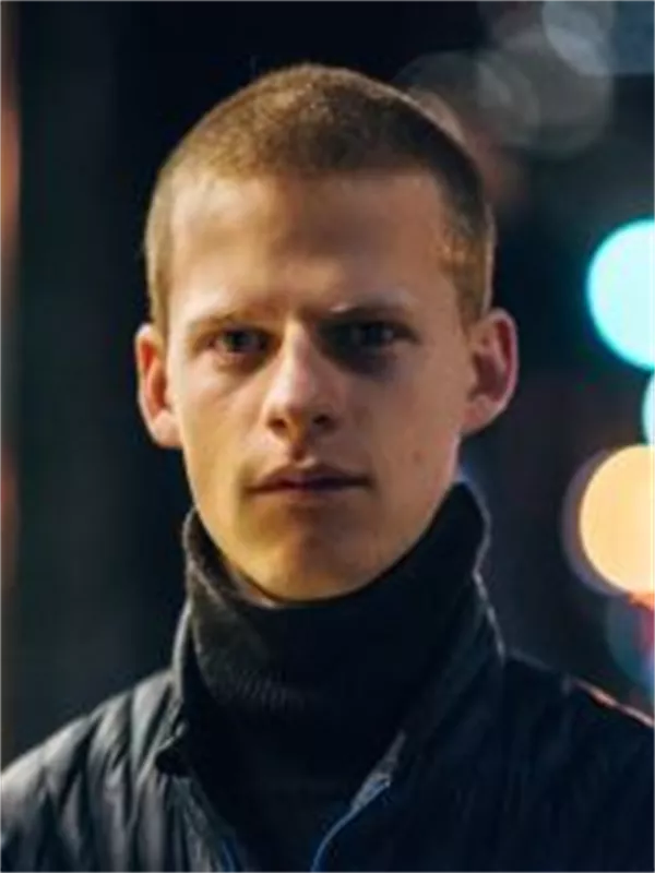 Lucas Hedges