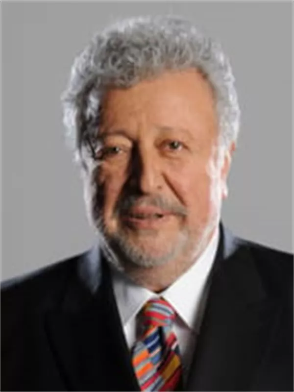 Metin Akpınar