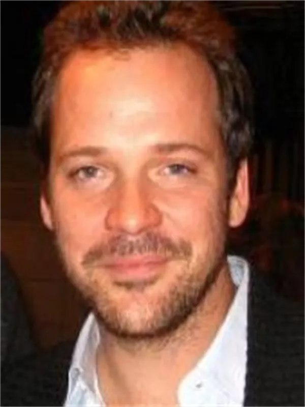 Peter Sarsgaard