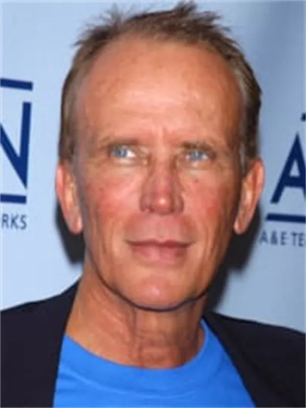 Peter Weller