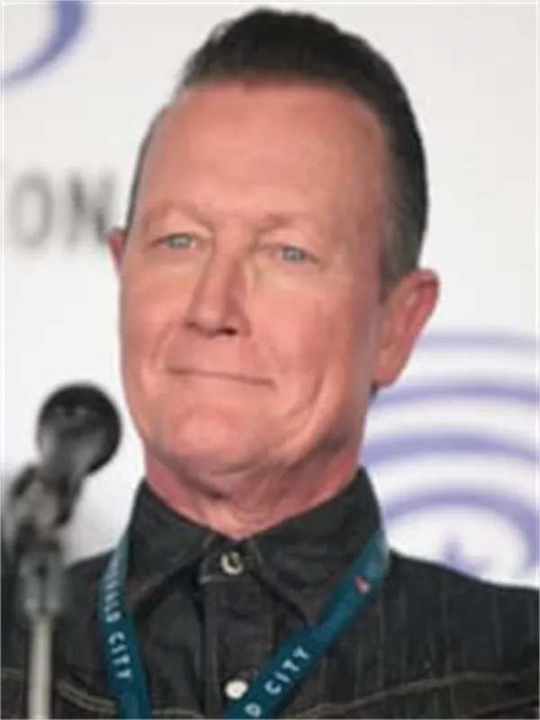 Robert Patrick