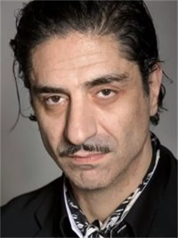 Simon Abkarian