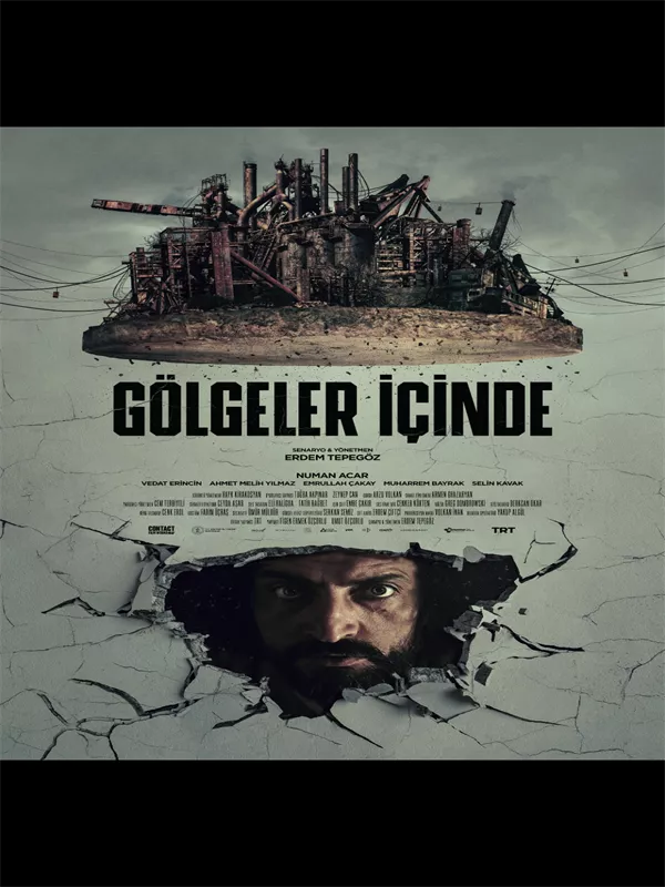 Gölgeler İçinde